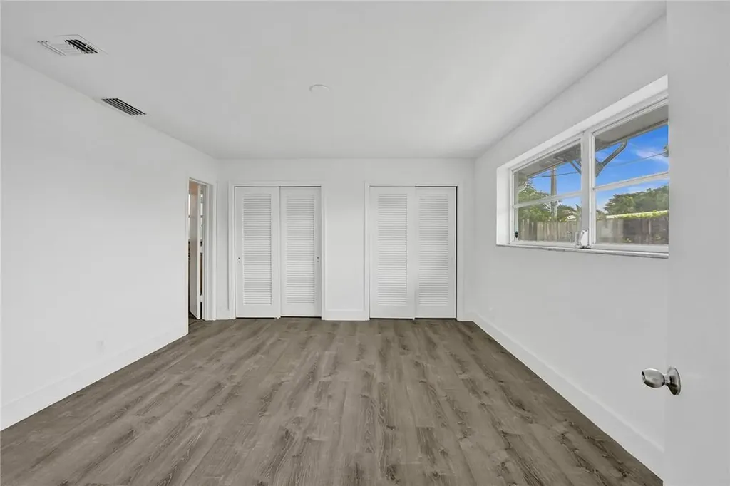 5981 NE 22nd Way Fort Lauderdale FL 33308