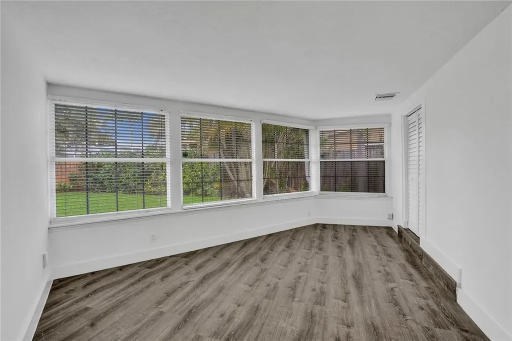 5981 NE 22nd Way Fort Lauderdale FL 33308