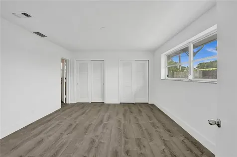 5981 NE 22nd Way Fort Lauderdale FL 33308