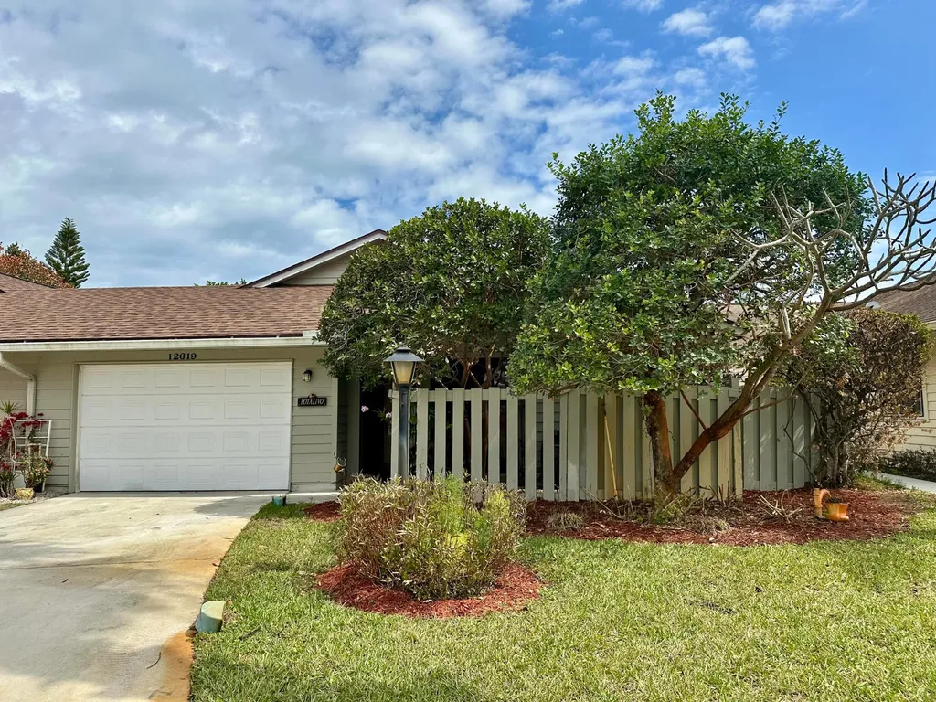 12619 SE Cascades Court Hobe Sound FL 33455