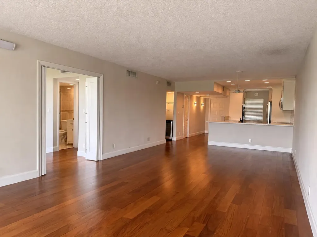 4030 W Palm Aire Drive Pompano Beach FL 33069