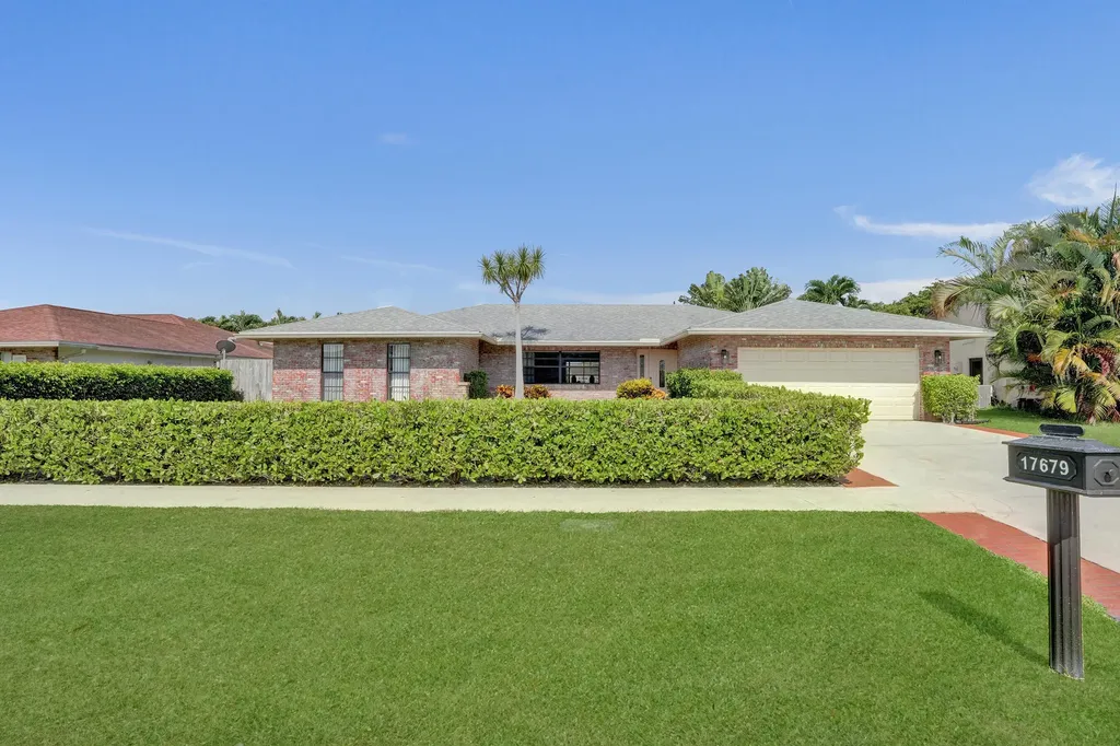 17679 Woodview Terrace Boca Raton FL 33487