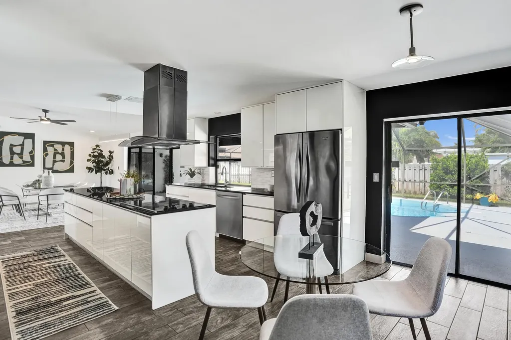17679 Woodview Terrace Boca Raton FL 33487