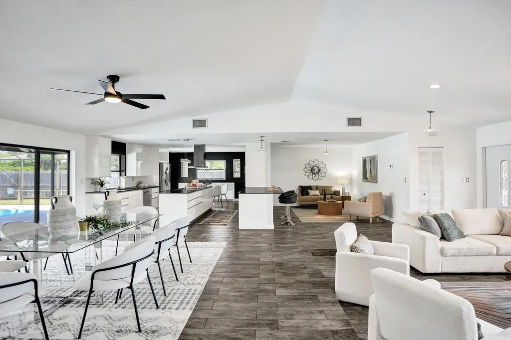 17679 Woodview Terrace Boca Raton FL 33487
