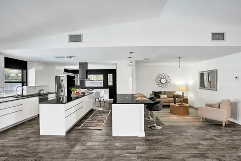 17679 Woodview Terrace Boca Raton FL 33487