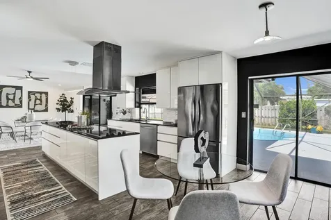 17679 Woodview Terrace Boca Raton FL 33487