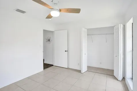 17679 Woodview Terrace Boca Raton FL 33487