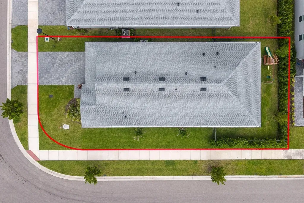 9547 SW Indra Way Port St Lucie FL 34987
