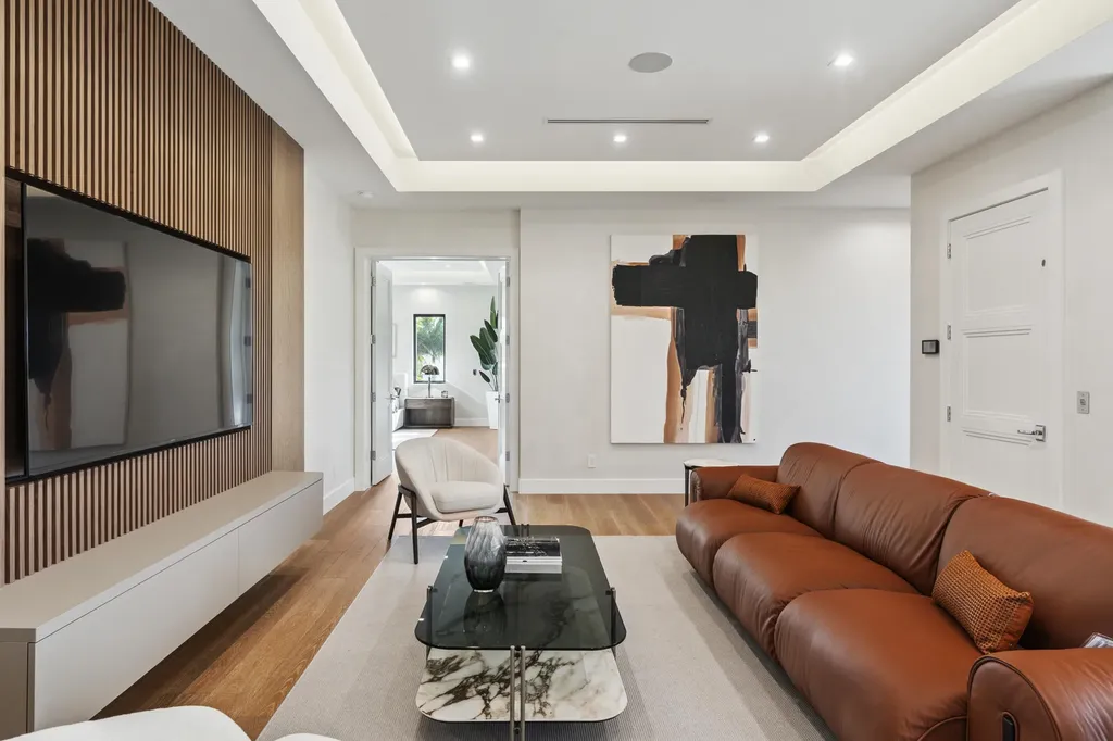 255 NE 3rd Street Boca Raton FL 33432