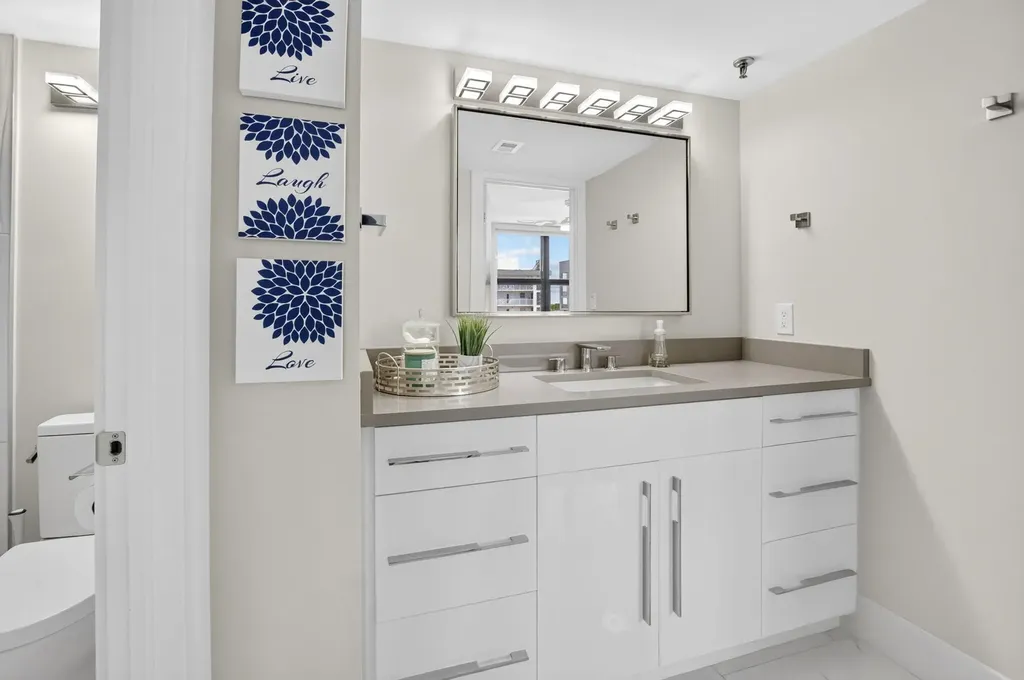 3115 S Ocean Boulevard Highland Beach FL 33487