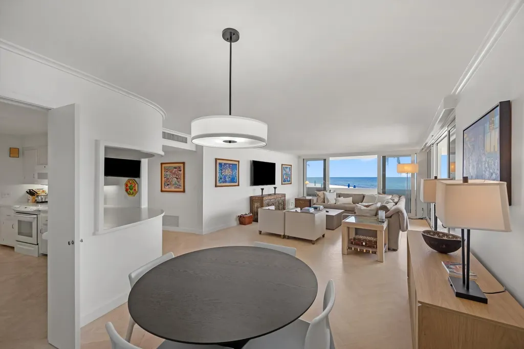 100 Sunrise Avenue Palm Beach FL 33480