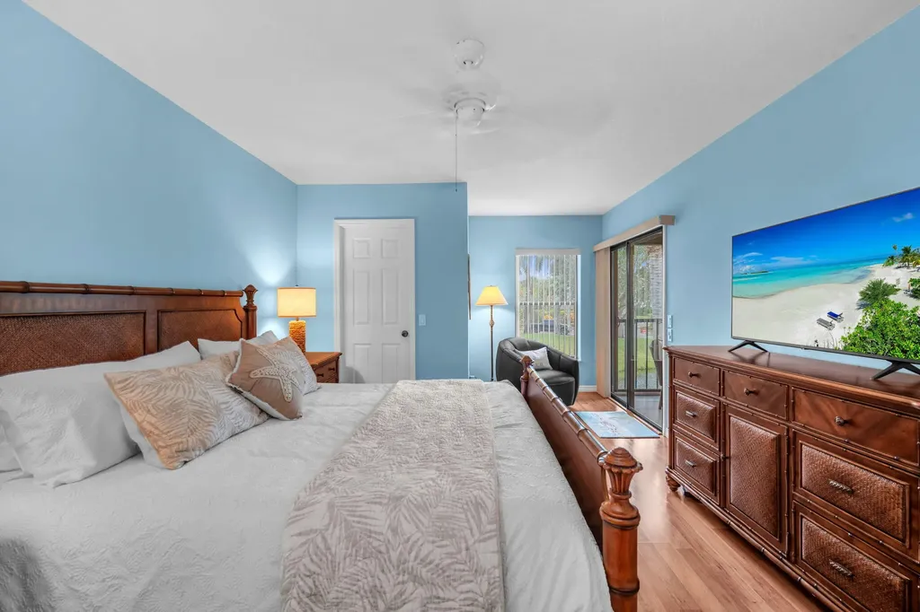 3318 Lucerne Park Drive Greenacres FL 33467