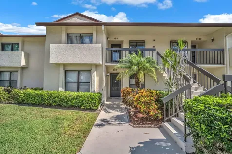 3318 Lucerne Park Drive Greenacres FL 33467