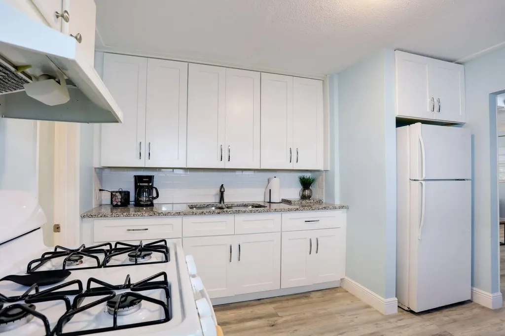 216 S M Street Lake Worth FL 33460