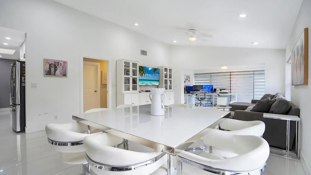 2687 Blue Sage Avenue Coconut Creek FL 33063