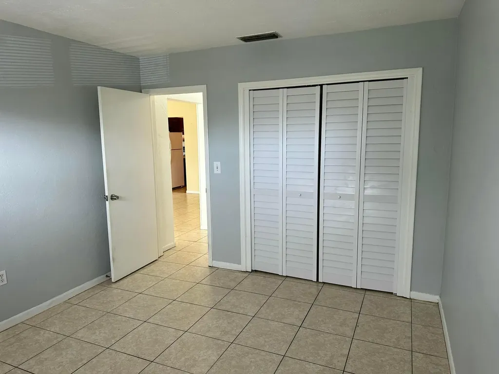 199 SW 15th Street Boca Raton FL 33432