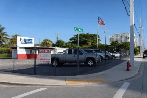 724 N Federal Highway Boynton Beach FL