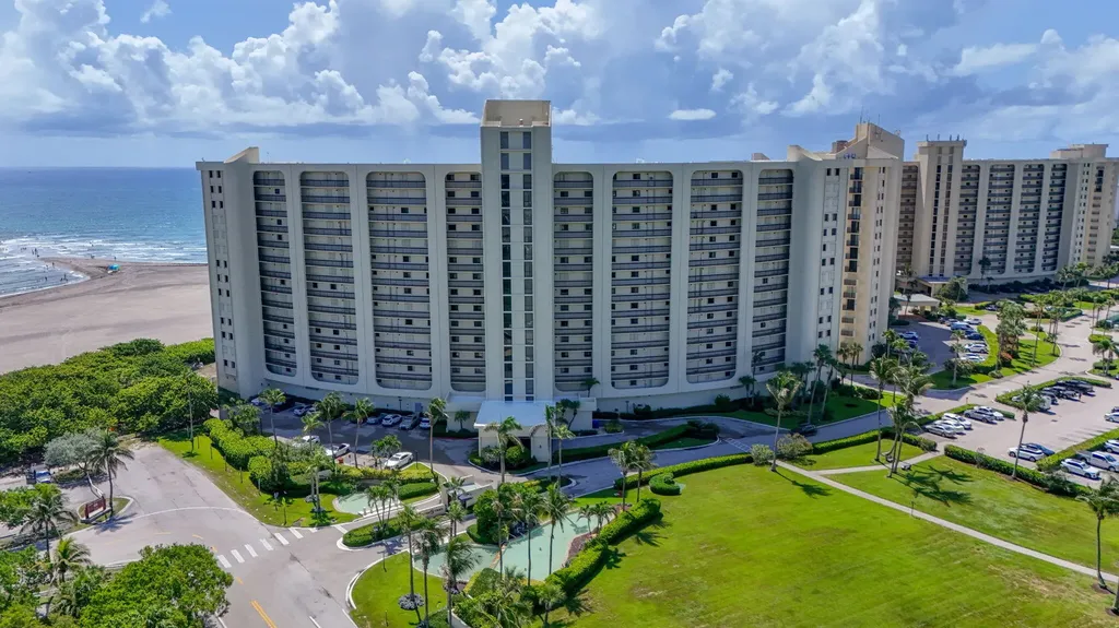 400 Ocean Trail Way Jupiter FL 33477