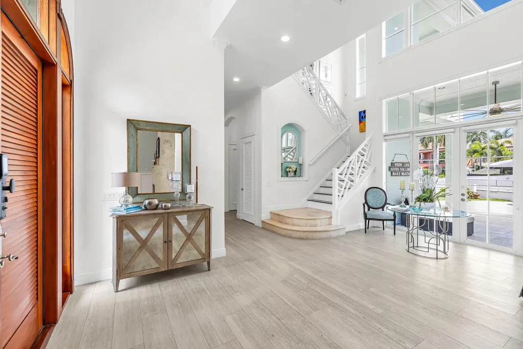 2409 NE 27th Street Lighthouse Point FL 33064
