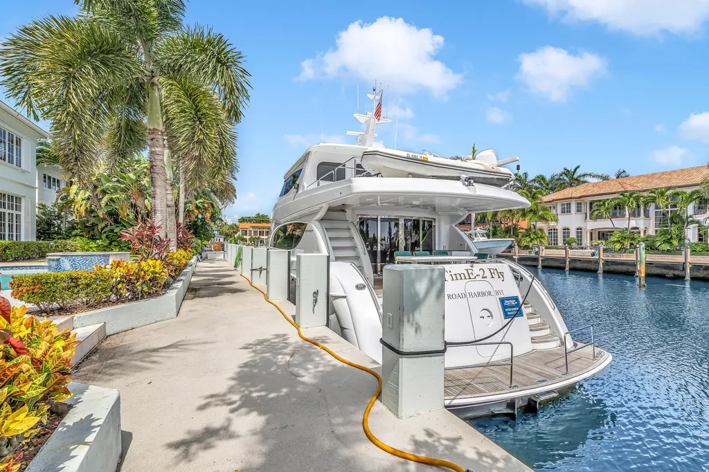 2409 NE 27th Street Lighthouse Point FL 33064