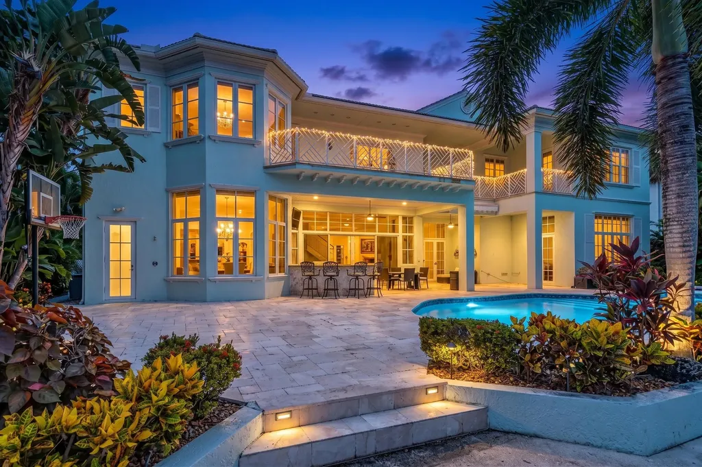 2409 NE 27th Street Lighthouse Point FL 33064