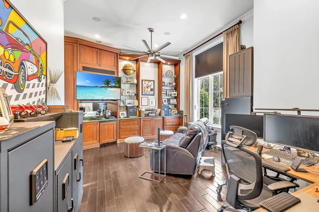 2409 NE 27th Street Lighthouse Point FL 33064