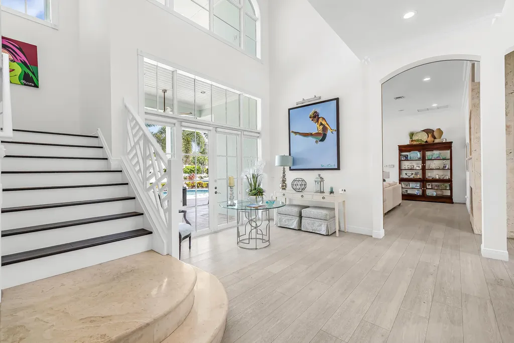 2409 NE 27th Street Lighthouse Point FL 33064