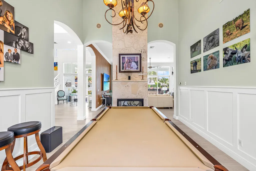 2409 NE 27th Street Lighthouse Point FL 33064