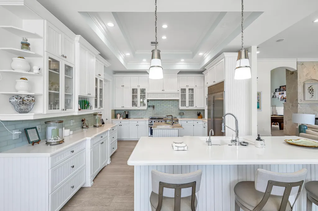 2409 NE 27th Street Lighthouse Point FL 33064