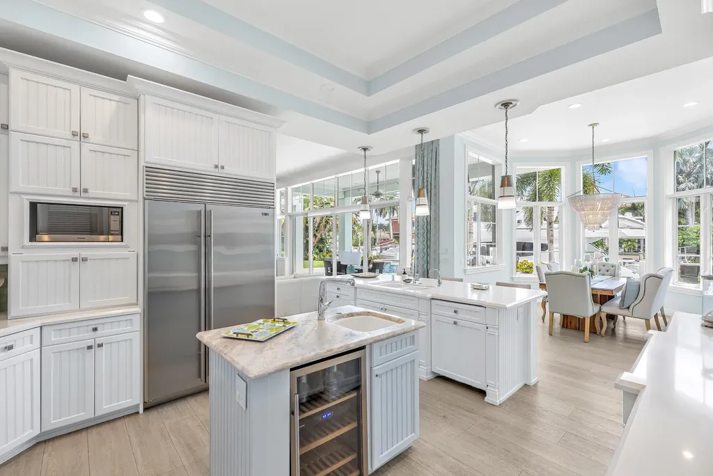 2409 NE 27th Street Lighthouse Point FL 33064