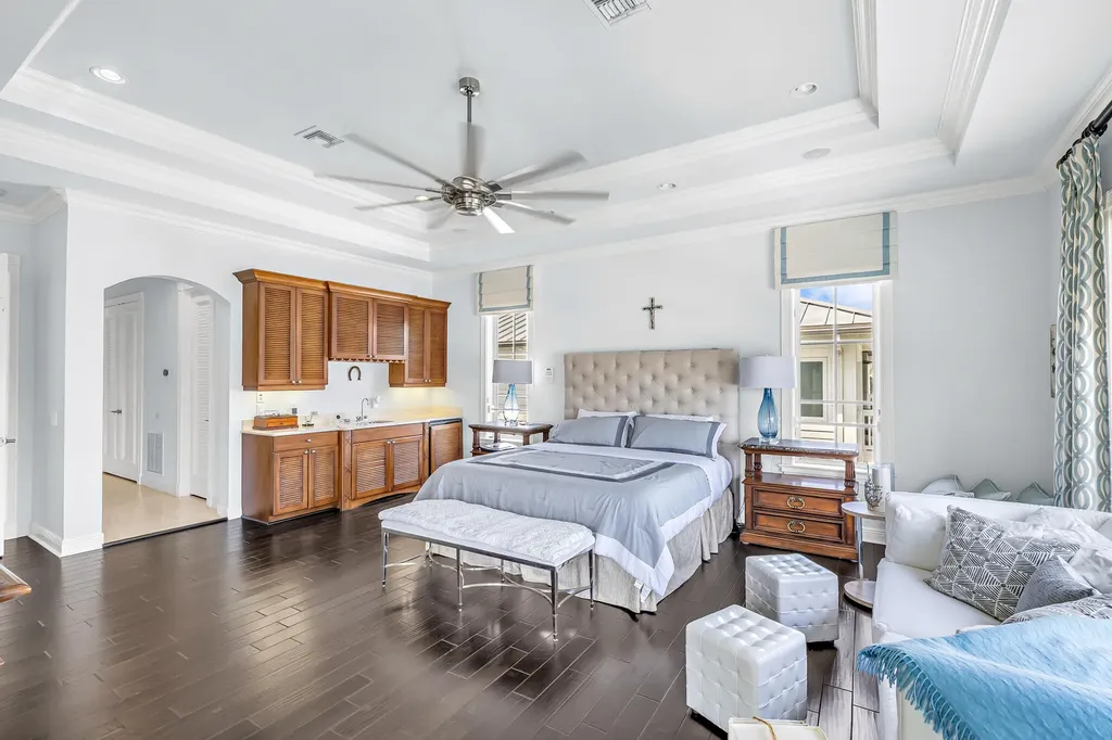 2409 NE 27th Street Lighthouse Point FL 33064
