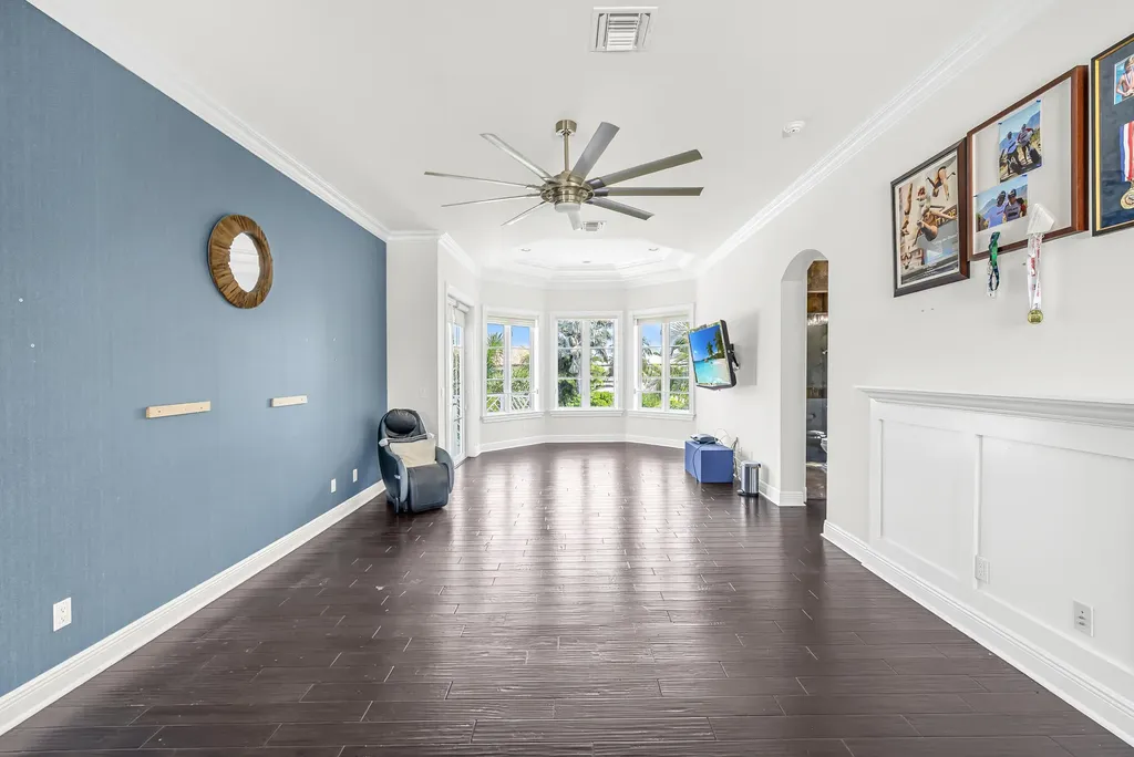 2409 NE 27th Street Lighthouse Point FL 33064