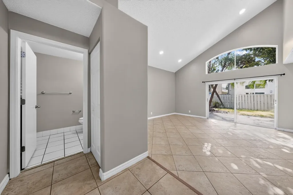 5287 SW 38th Way Fort Lauderdale FL 33312