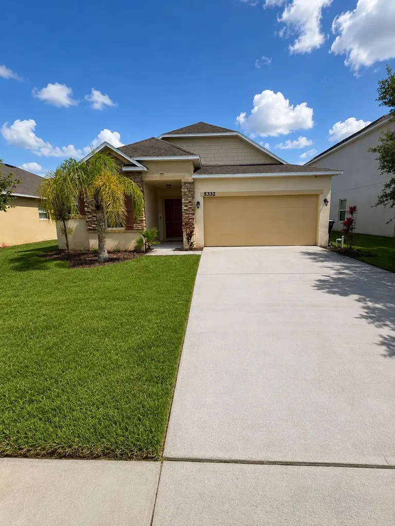 5332 NW Wisk Fern Circle Port St Lucie FL 34986