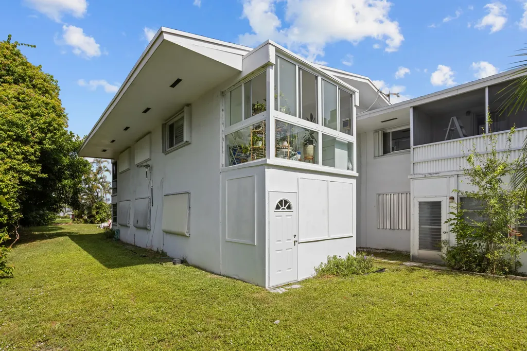 1980 Sunset Avenue Lake Worth Beach FL 33461