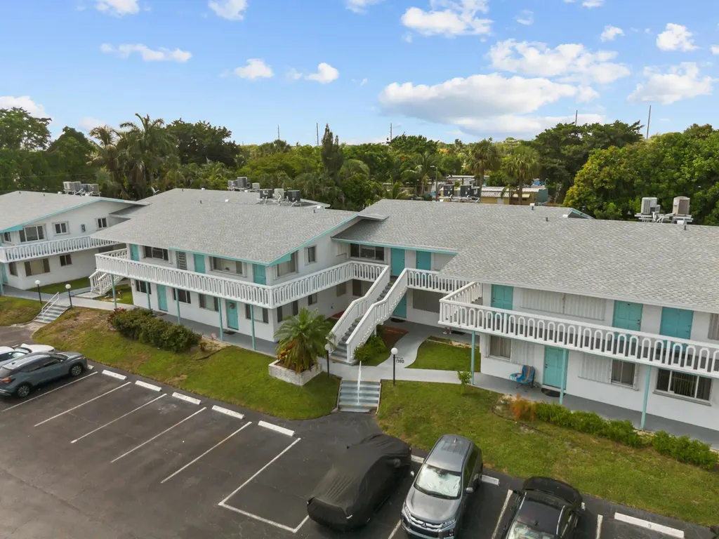 1980 Sunset Avenue Lake Worth Beach FL 33461