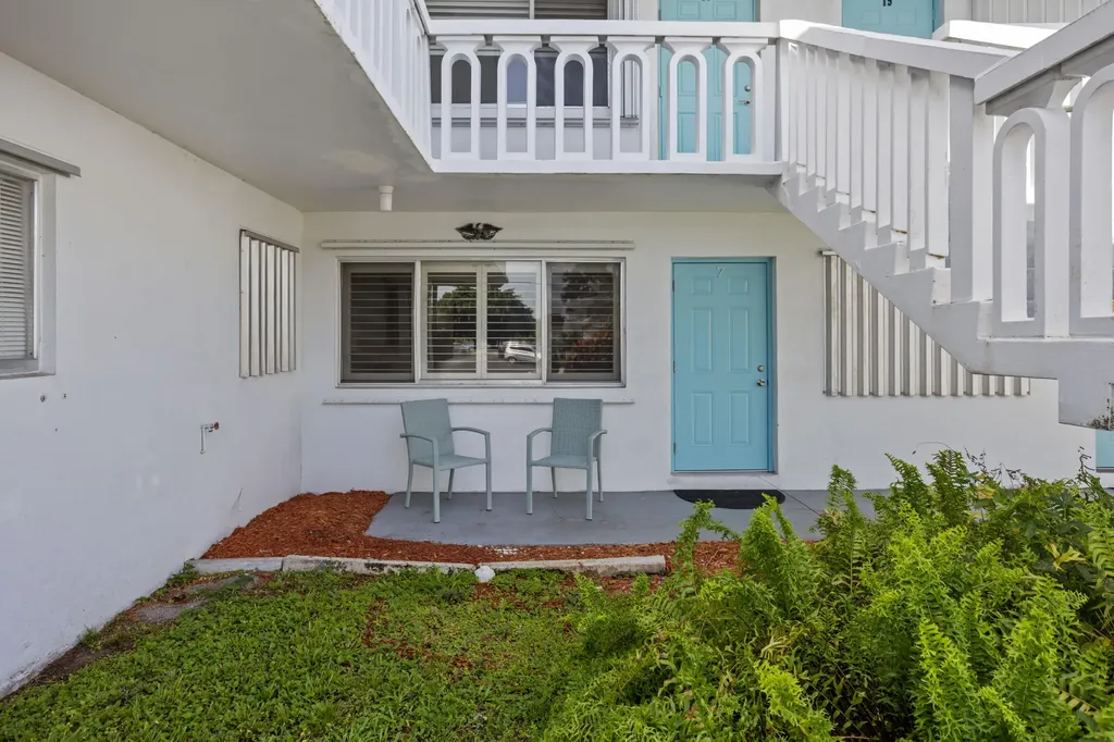 1980 Sunset Avenue Lake Worth Beach FL 33461