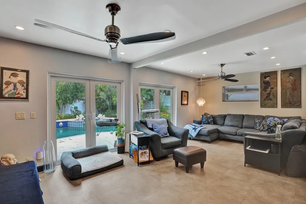 908 NE 16th Place Fort Lauderdale FL 33305