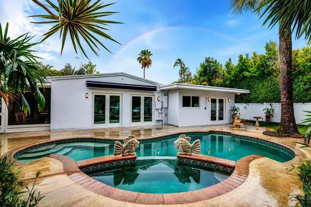 908 NE 16th Place Fort Lauderdale FL 33305
