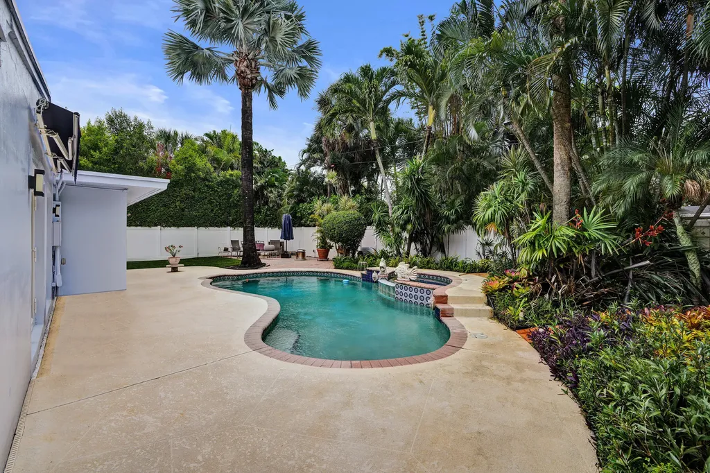 908 NE 16th Place Fort Lauderdale FL 33305
