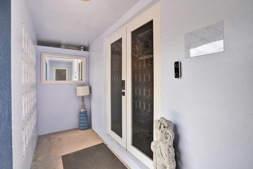 908 NE 16th Place Fort Lauderdale FL 33305