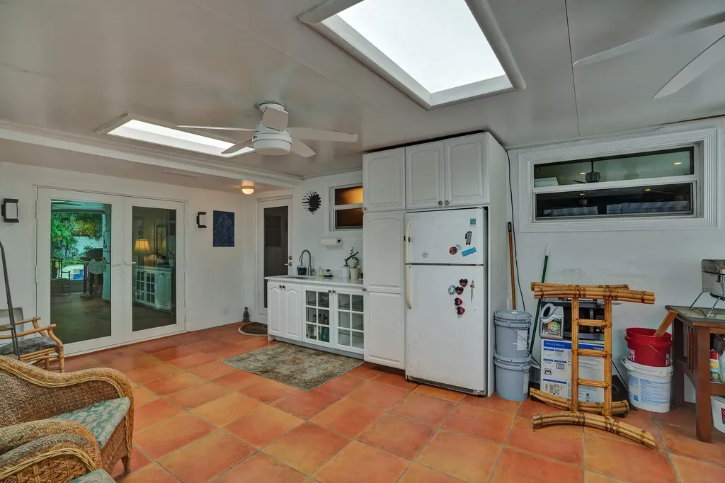 908 NE 16th Place Fort Lauderdale FL 33305