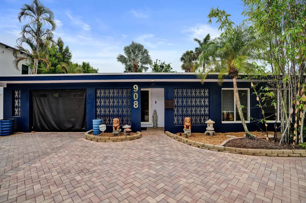 908 NE 16th Place Fort Lauderdale FL 33305