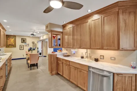 908 NE 16th Place Fort Lauderdale FL 33305