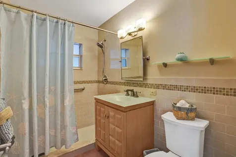 908 NE 16th Place Fort Lauderdale FL 33305