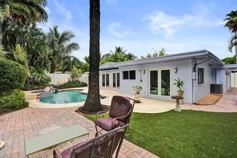 908 NE 16th Place Fort Lauderdale FL 33305