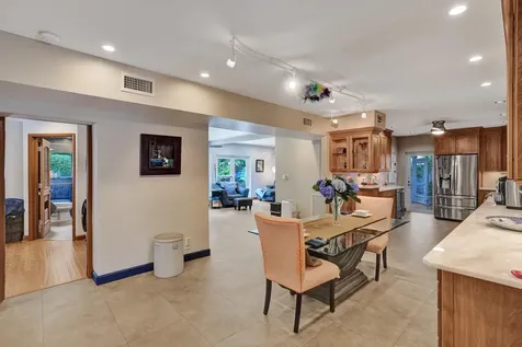 908 NE 16th Place Fort Lauderdale FL 33305