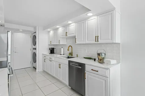 250 S Ocean Boulevard Boca Raton FL 33432