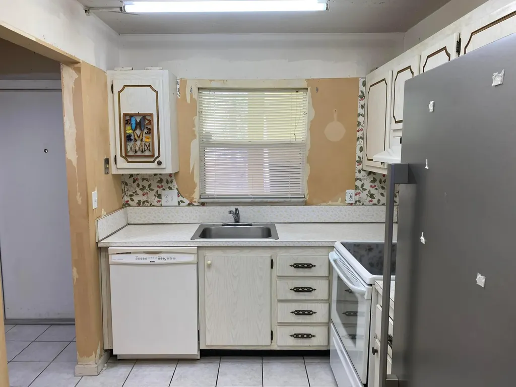 9949 Sandalfoot Boulevard Boca Raton FL 33428