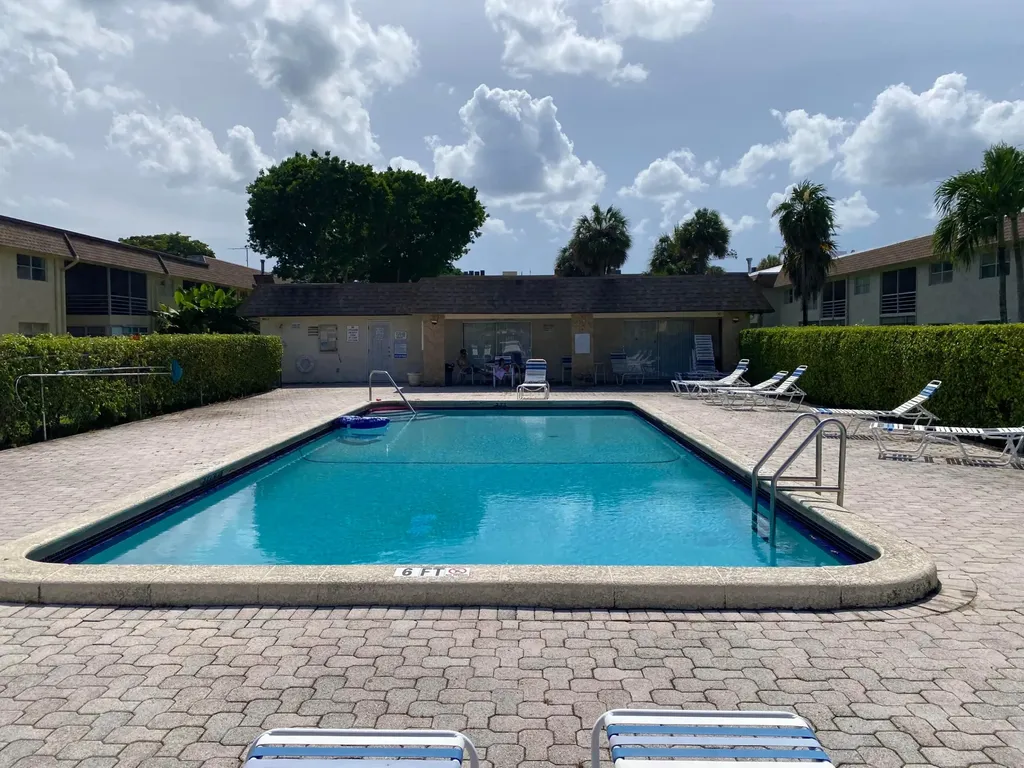 9949 Sandalfoot Boulevard Boca Raton FL 33428